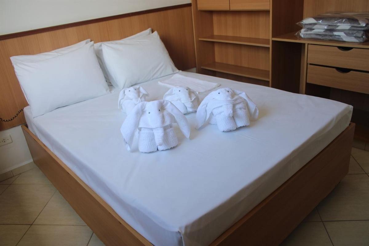 Satelite - Itanhaem Hotel Luaran gambar